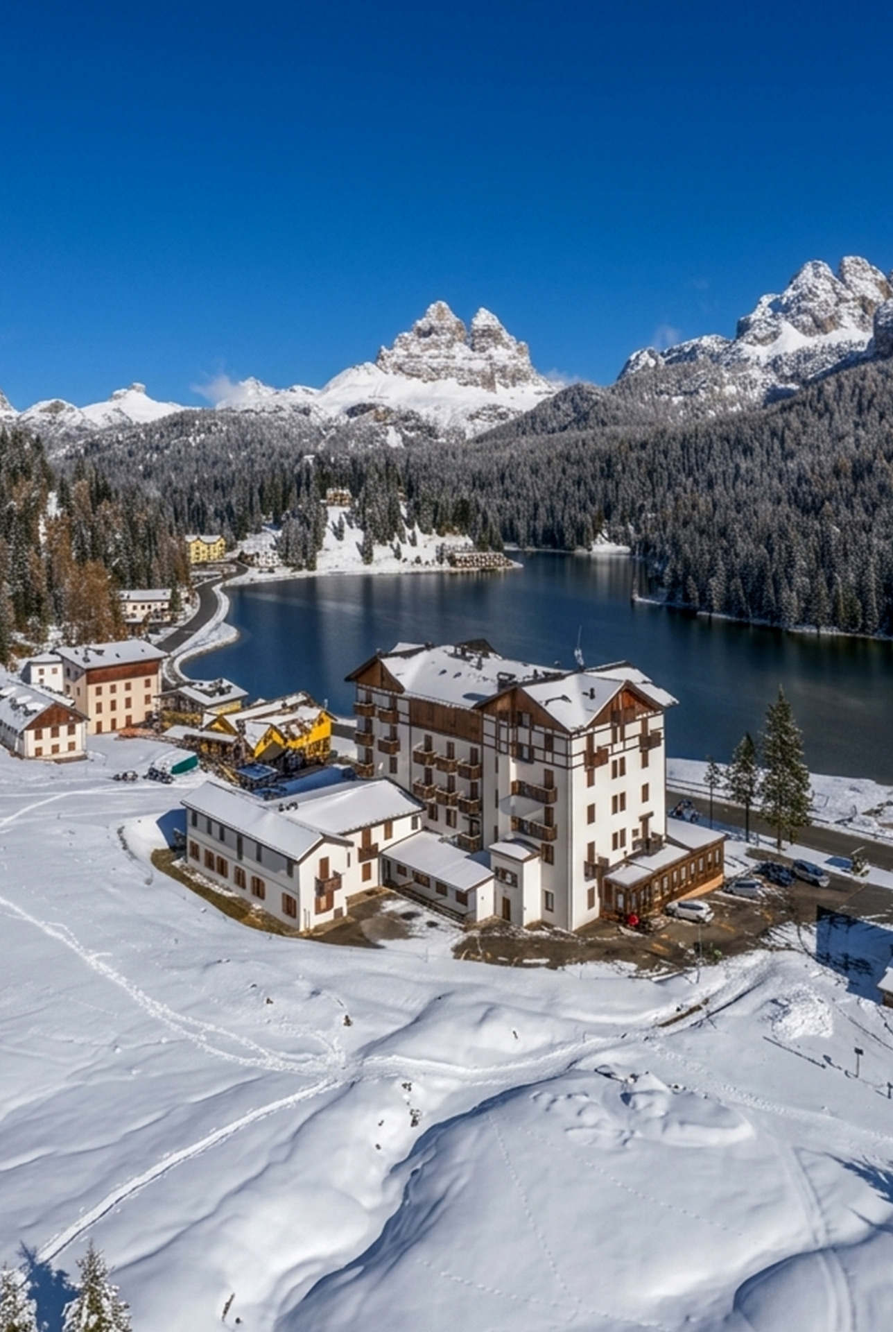 Hotel-lavaredo-rev1